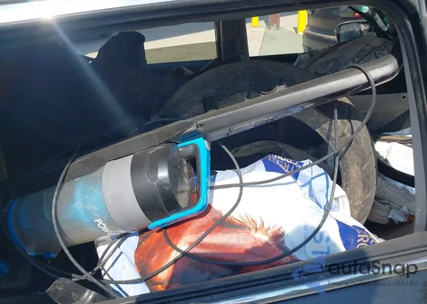 2014 Nissan Rogue Sv z USA, uszkodzony, nr VIN 5N1AT2MV7EC805766